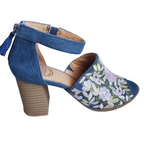 DOLCE‎ BY MOJO MOXY SHOES.